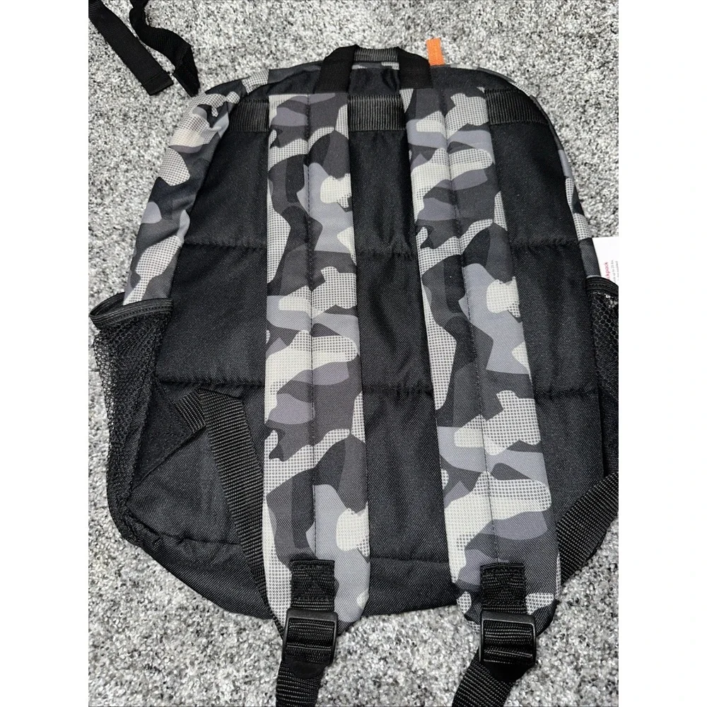 Dealworthy 23L Camo Backpack Fits 15